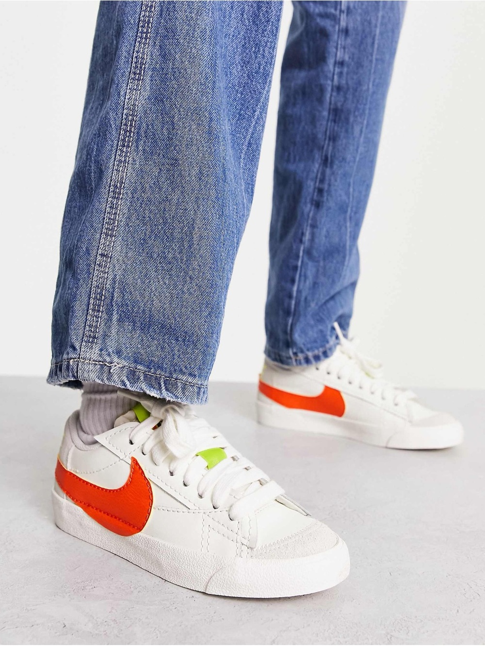 Nike WMNS Blazer Low ’77 Jumbo “Sail Rush Orange” (DQ1470-103)